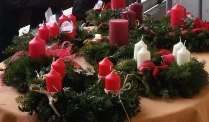 Adventkranzsegnung